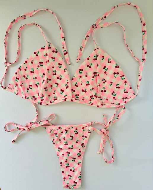 CONJUNTO ROSA CEREZAS PUSH UP — Talla L
