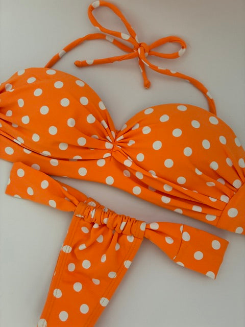 Conjunto Naranja Lunares