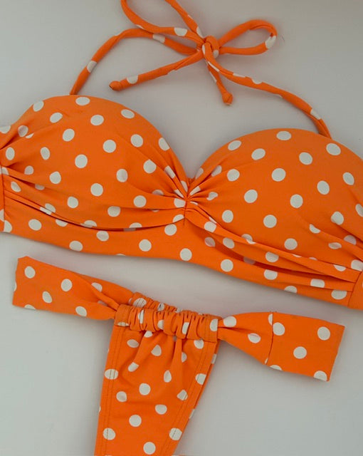 Conjunto Naranja Lunares