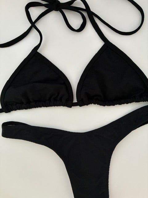 Conjunto Negro Básico
