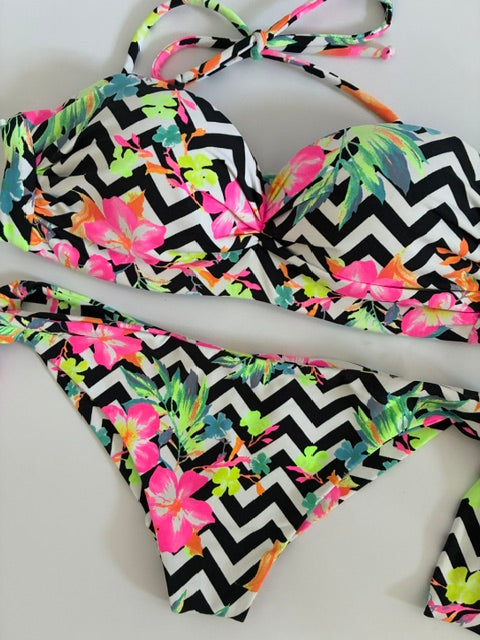 Conjunto Chevron Tropical