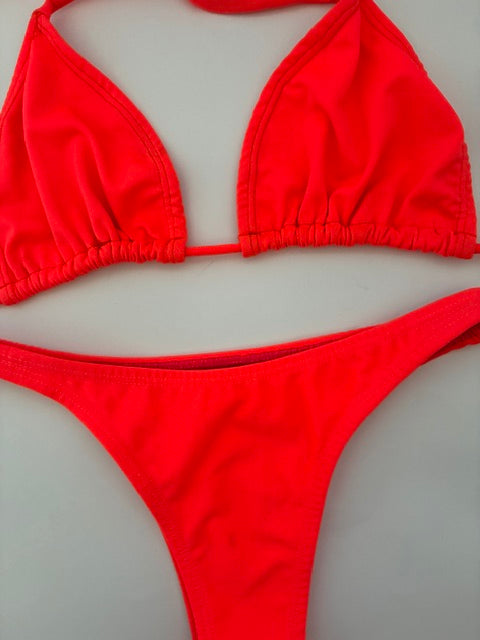 Conjunto Básico Neón Coral