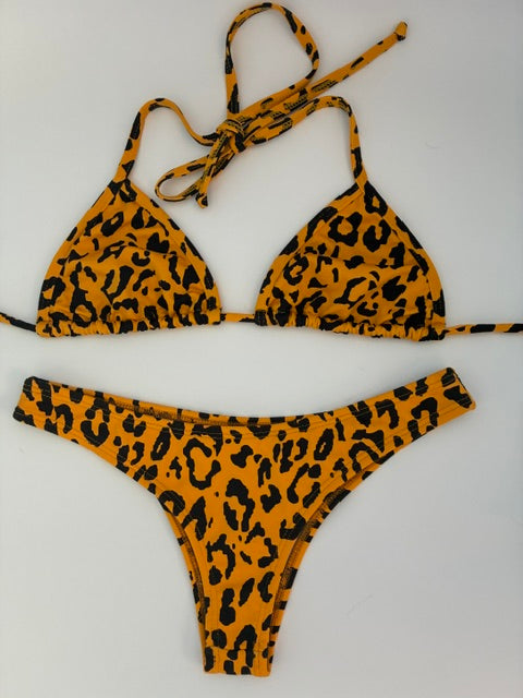 Conjunto  Leopardo Dorado