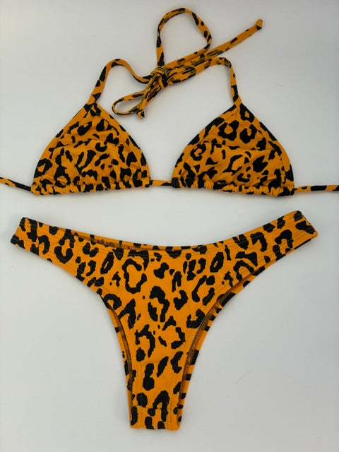 Conjunto  Leopardo Dorado