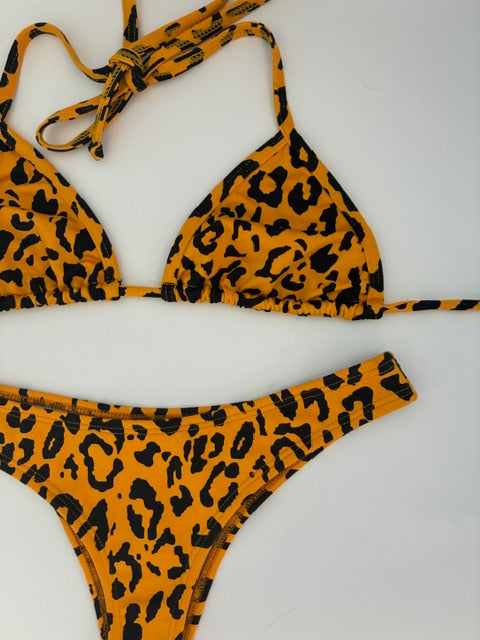 Conjunto Leopardo Dorado