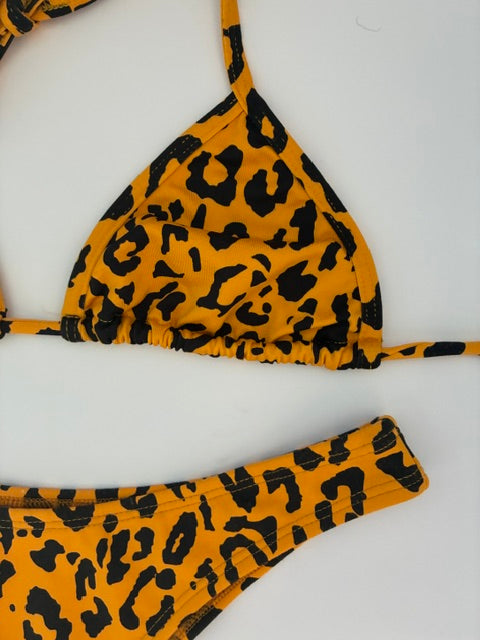 Conjunto  Leopardo Dorado