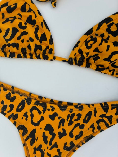 Conjunto  Leopardo Dorado