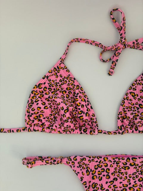 Conjunto Rosa Leopardo