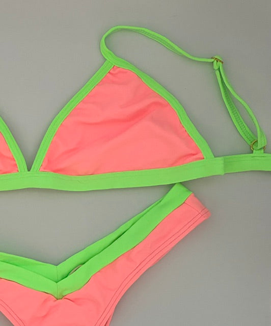 Conjunto Rosa Claro Verde Lima