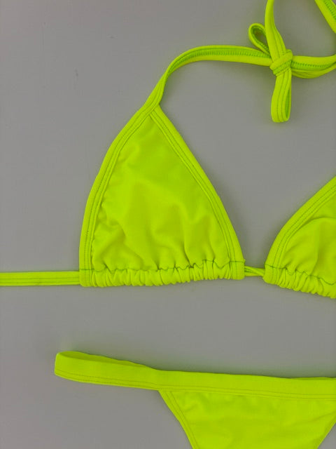 mini tanga brasileña verde neón - braguita brasileira cobertura mínima color neón vibrante