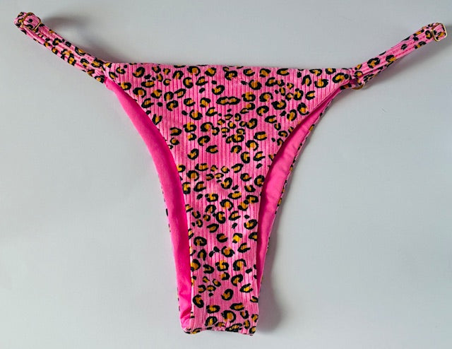 CONJUNTO ROSA LEOPARDO TALLA L